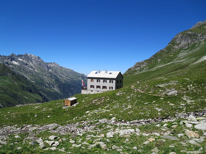 Die neue Thüringer Hütte im Habachtal 493 km entfernt vom Fuchsturm!