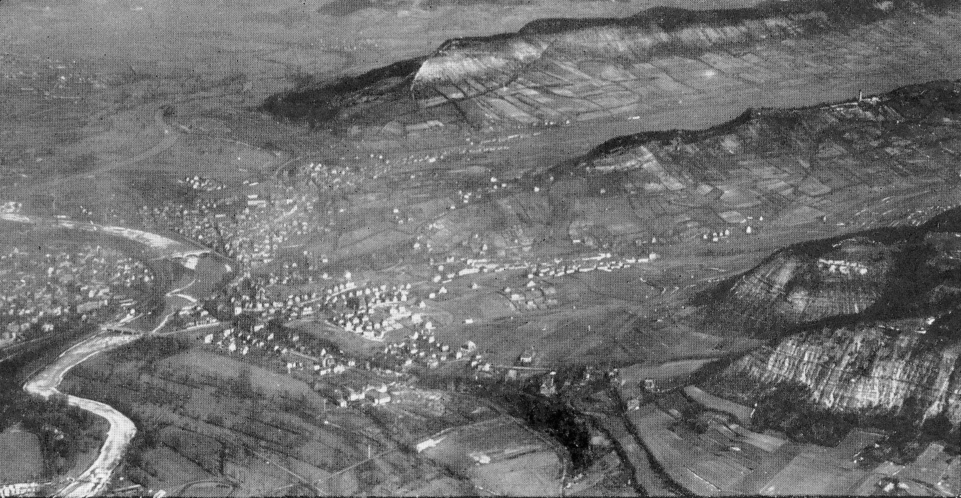 Ballonaufnahme ca. 1930 von Südwest aufgenommen