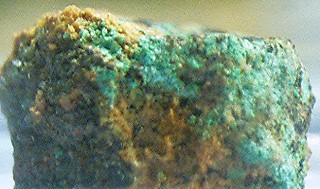Malachit überkrusteter Sandstein 